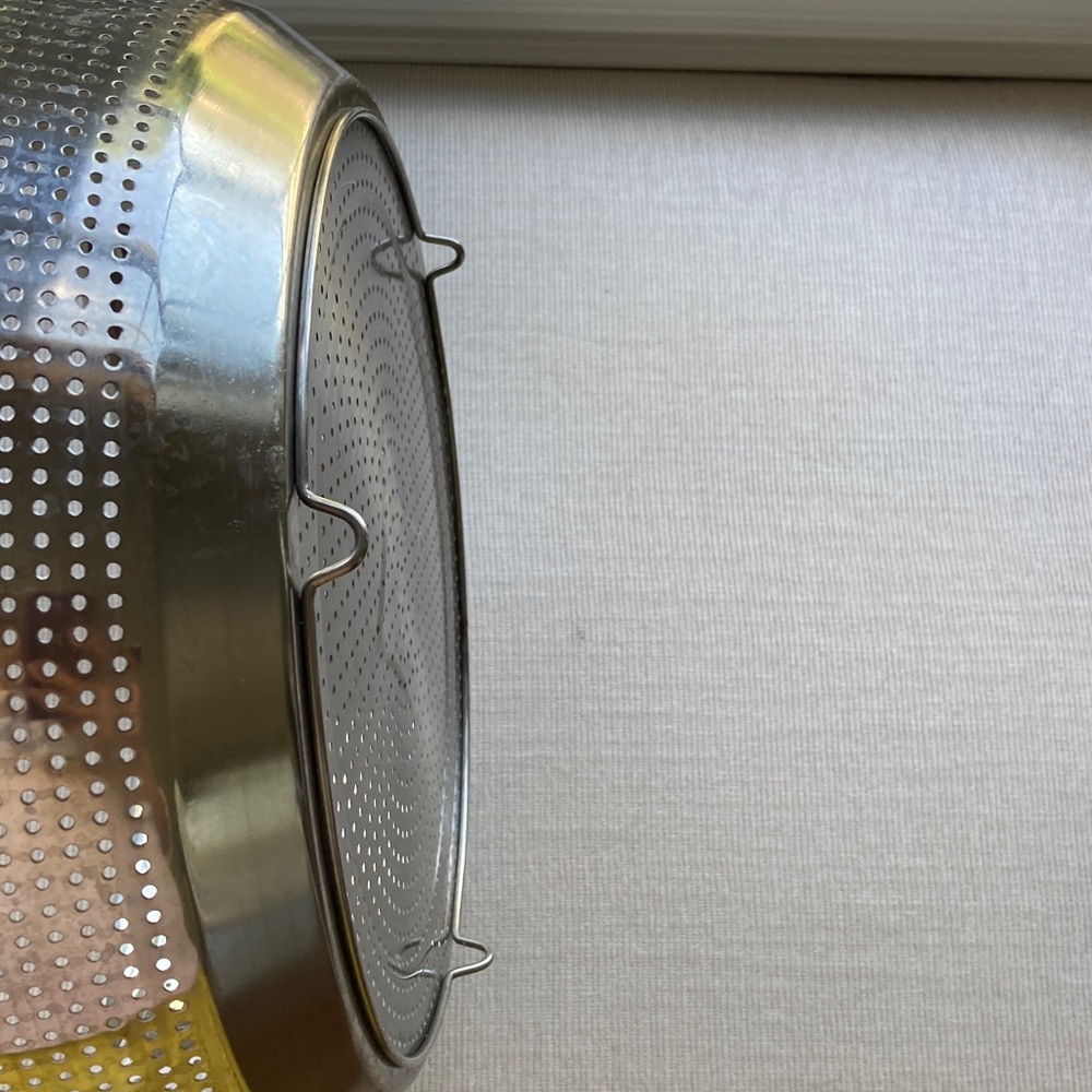 Colander - Picture 6 of 6
